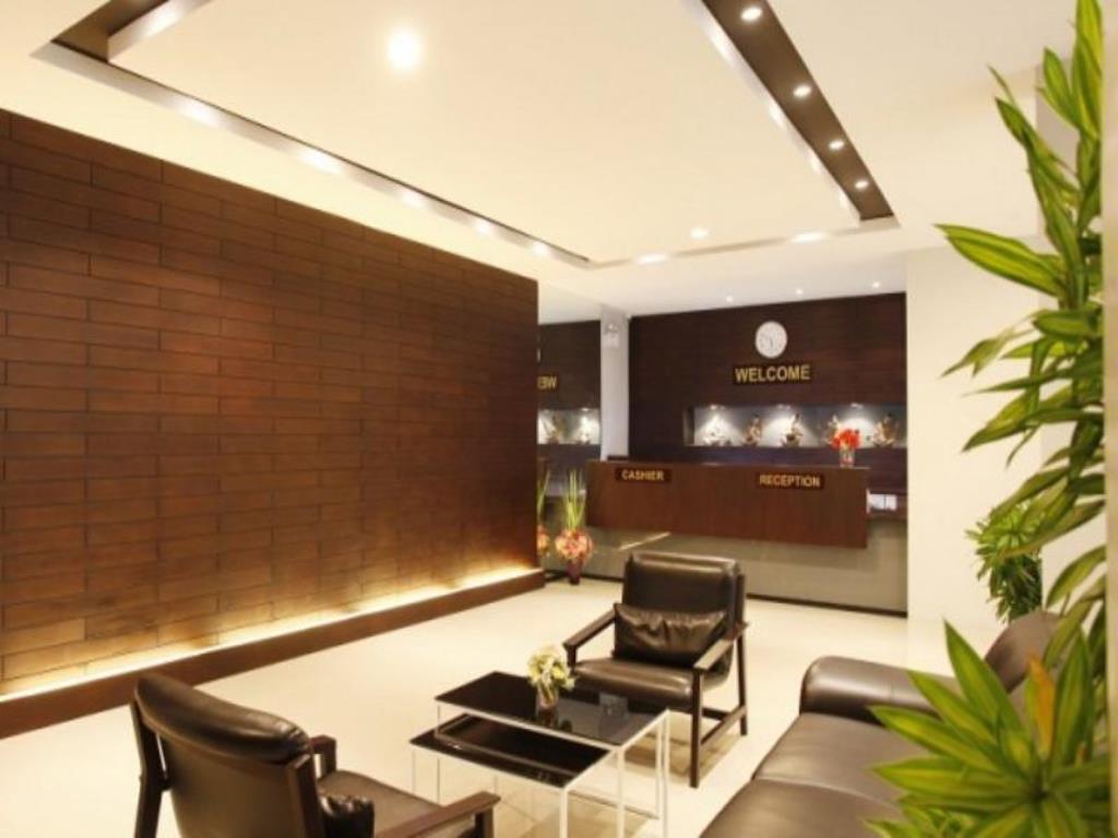 Nize Hotel - Sha Plus Phuket Exteriör bild