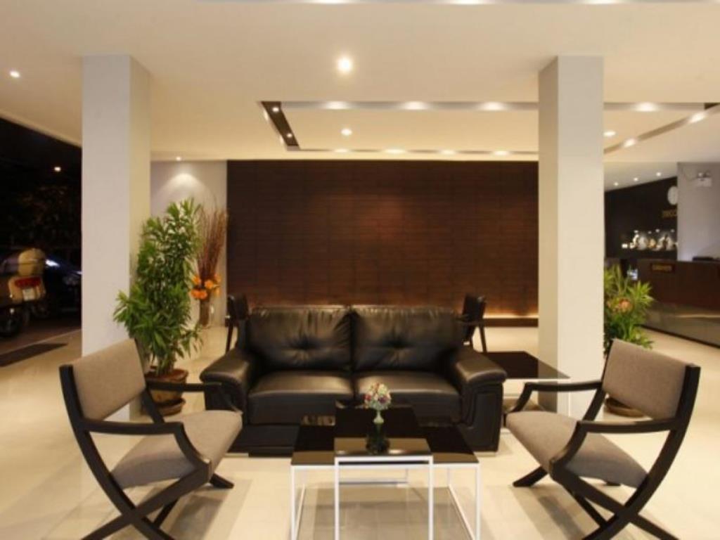 Nize Hotel - Sha Plus Phuket Exteriör bild